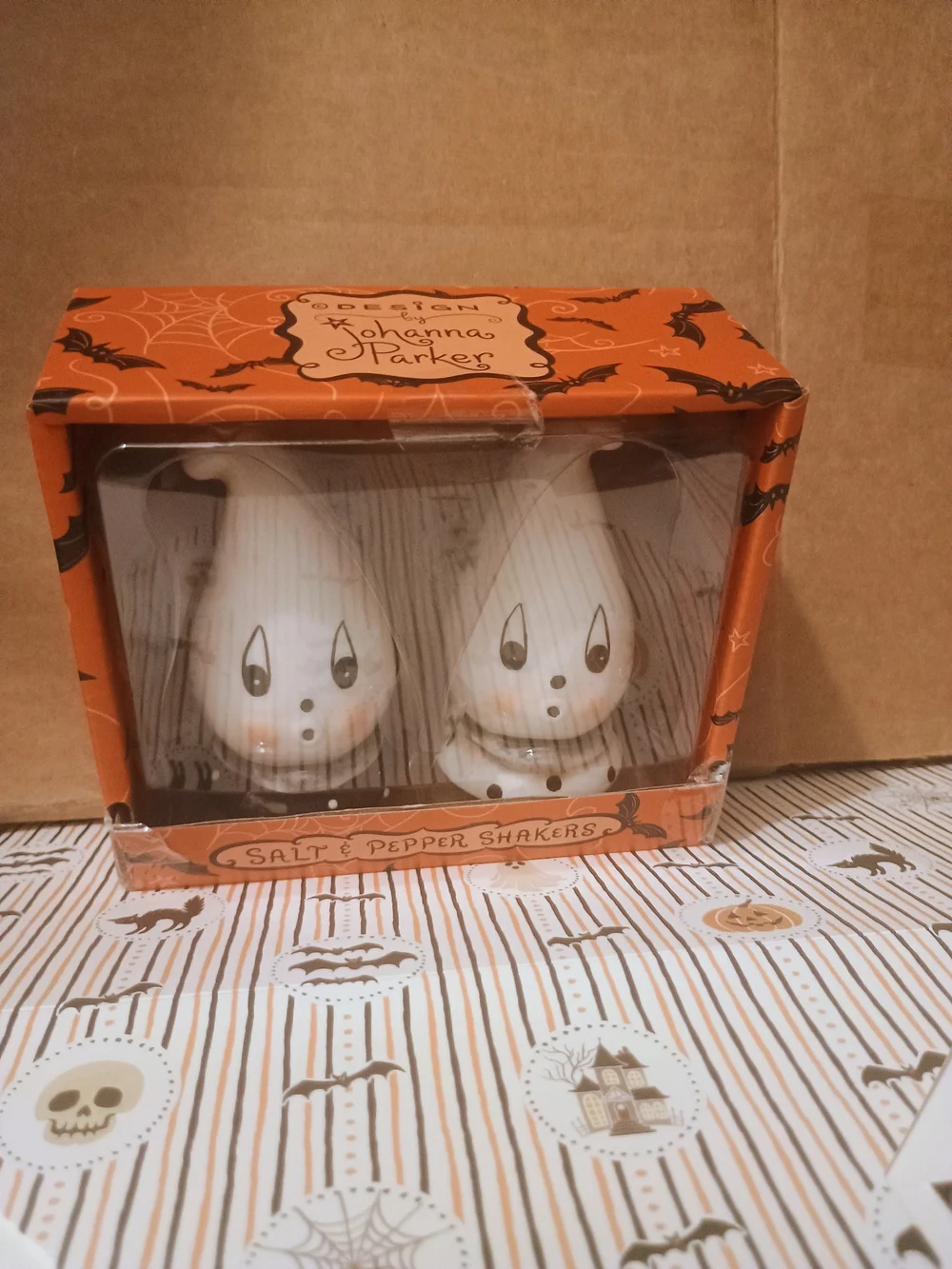 Halloween Ghost Salt & Pepper Shaker Set - White